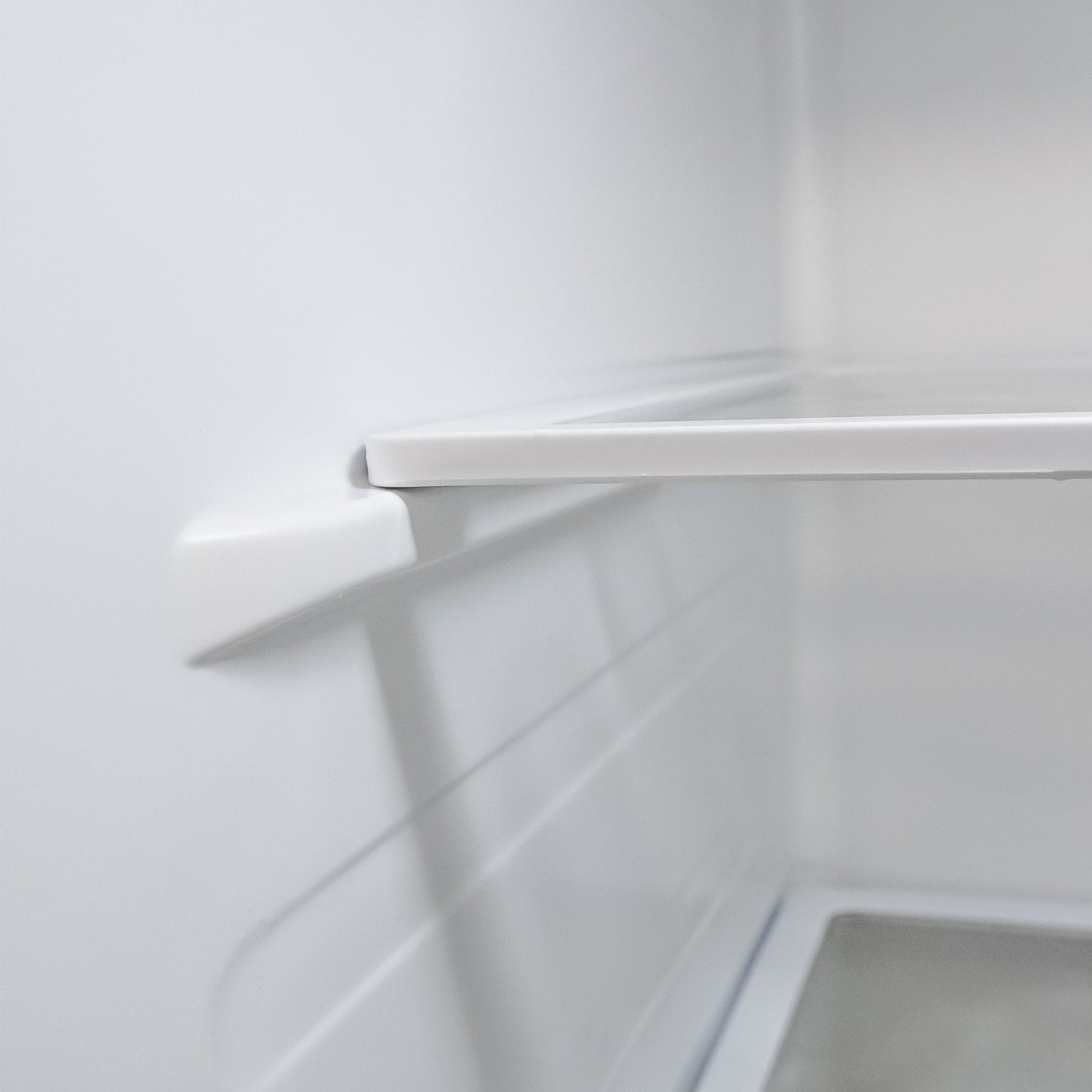 Forno Rizzuto 28-Inch Upright Convertible Refrigerator, Right Swing, ENERGY STAR Certified